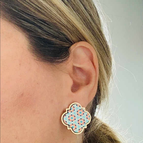 Elize Wooden Moroccan Stud Earrings - Picture 5 of 5